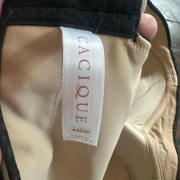 Cacique 42DD black lace full figure wireless bra - Picture 3 of 4